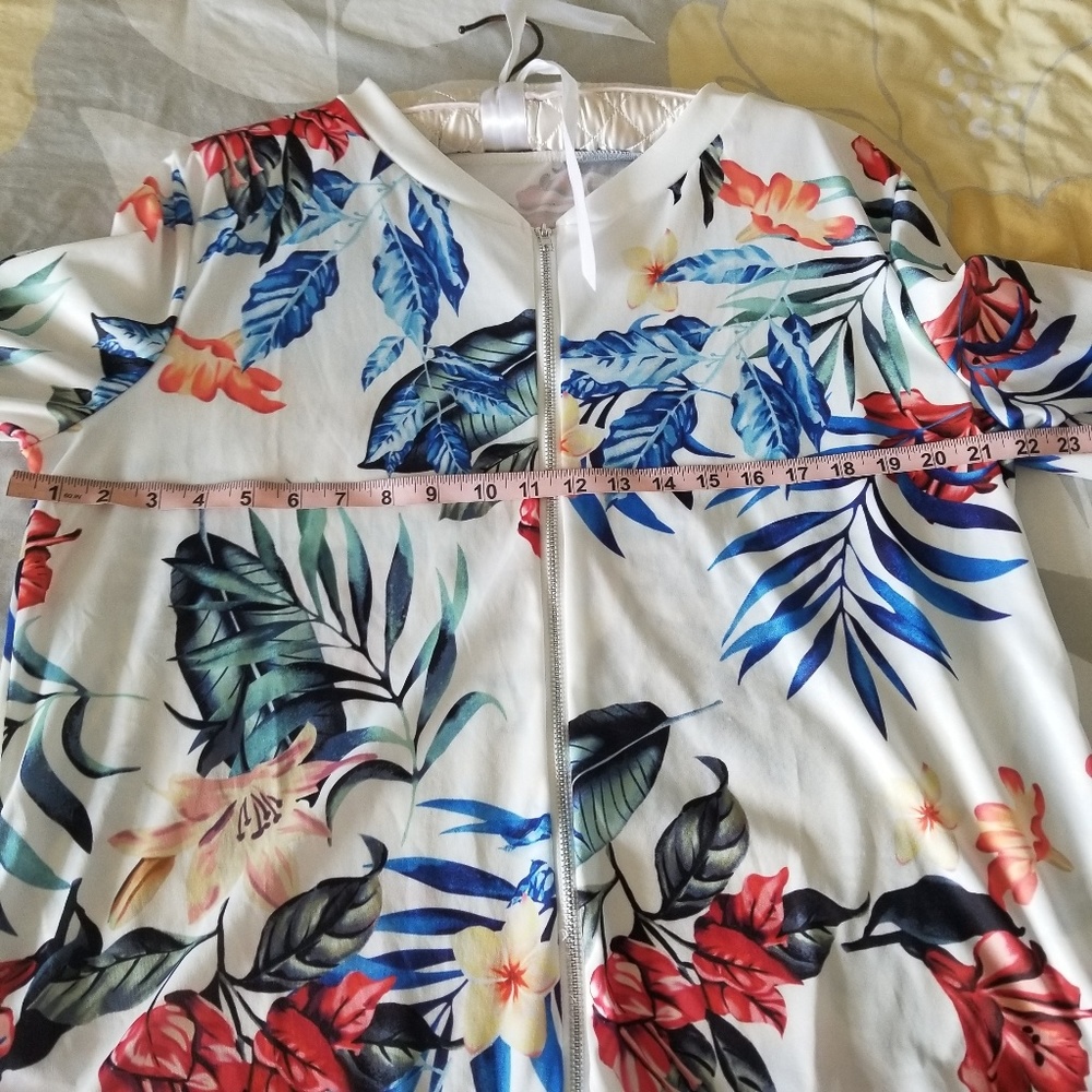 💕👇Price Drop💥Bomber Jacket - Picture 5 of 5